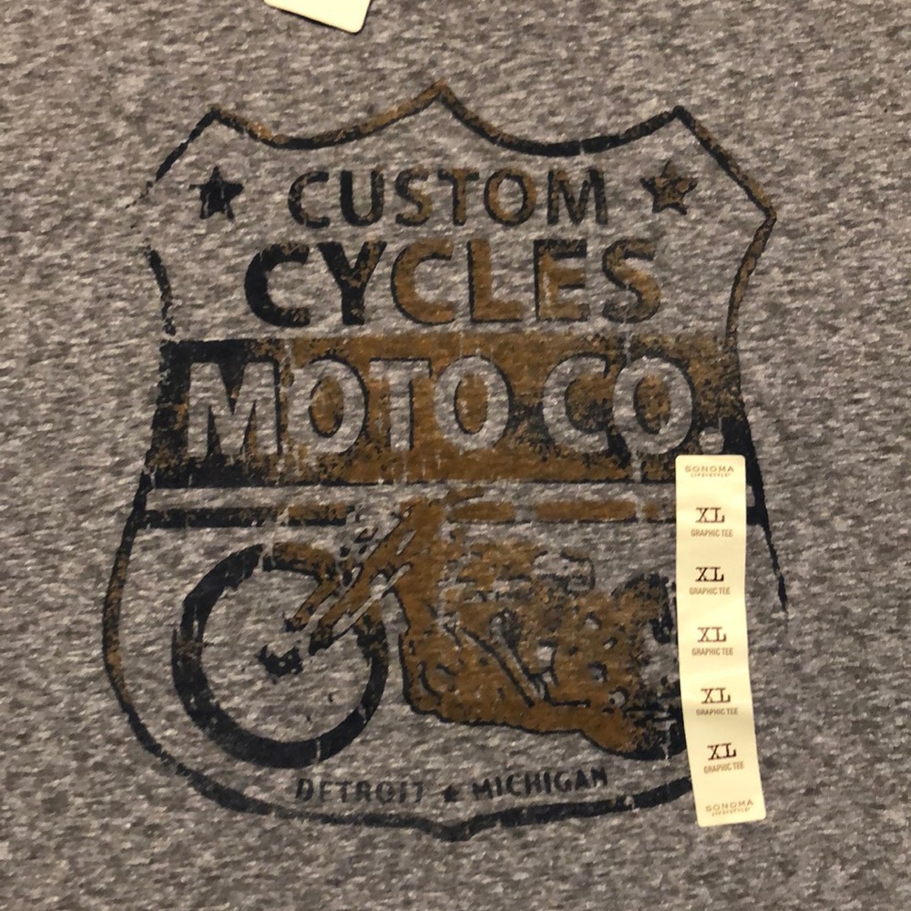 Men’s Sonoma graphic t-shirt XL. New w tags.